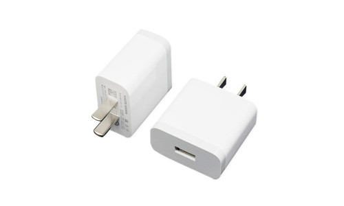 Xiaomi Mi USB 3A Charging Adapter Xiaomi Mi USB 3A Charging Adapter
